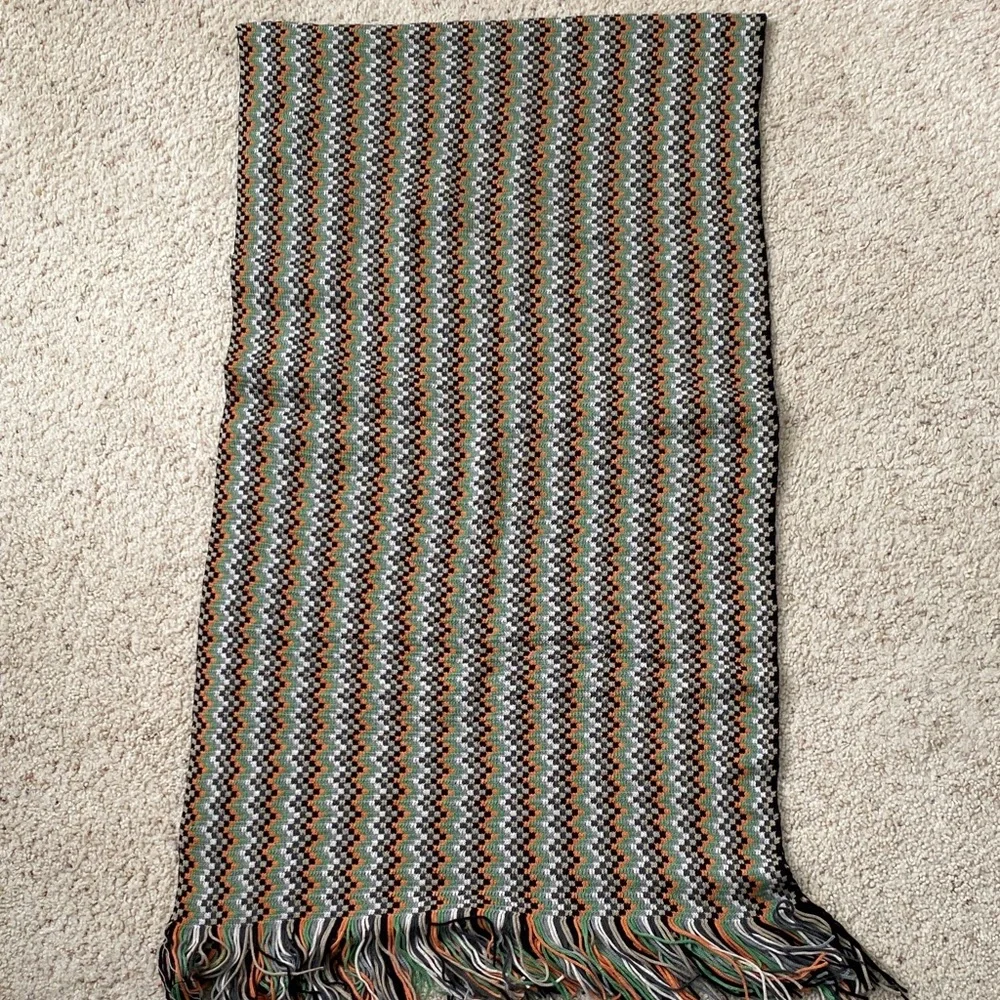 Missoni Scarf. Made in Italy. Wool/Acrylic. - Picture 2 of 6